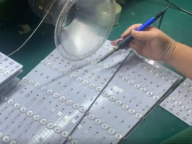 Add Tin Cream On The Pcb And Weld Cable